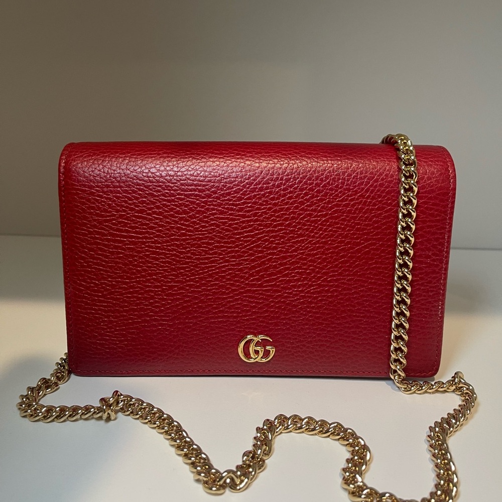 Gucci Marmont Wallet on Chain Bag. Almost New!